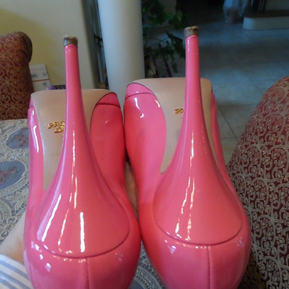 Prada Rose Pink Patent Leather Peep Toe Platform Heels Size 38B - Picture 13 of 16